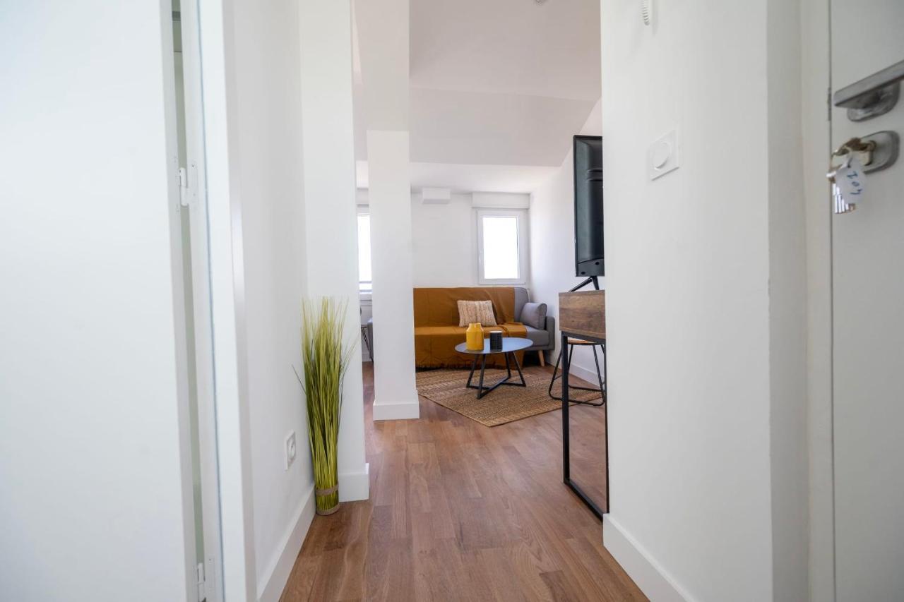 Le Poulorio 12 - T2 - Proche Gare - Dernier Etage By Locly Apartment Lorient Luaran gambar