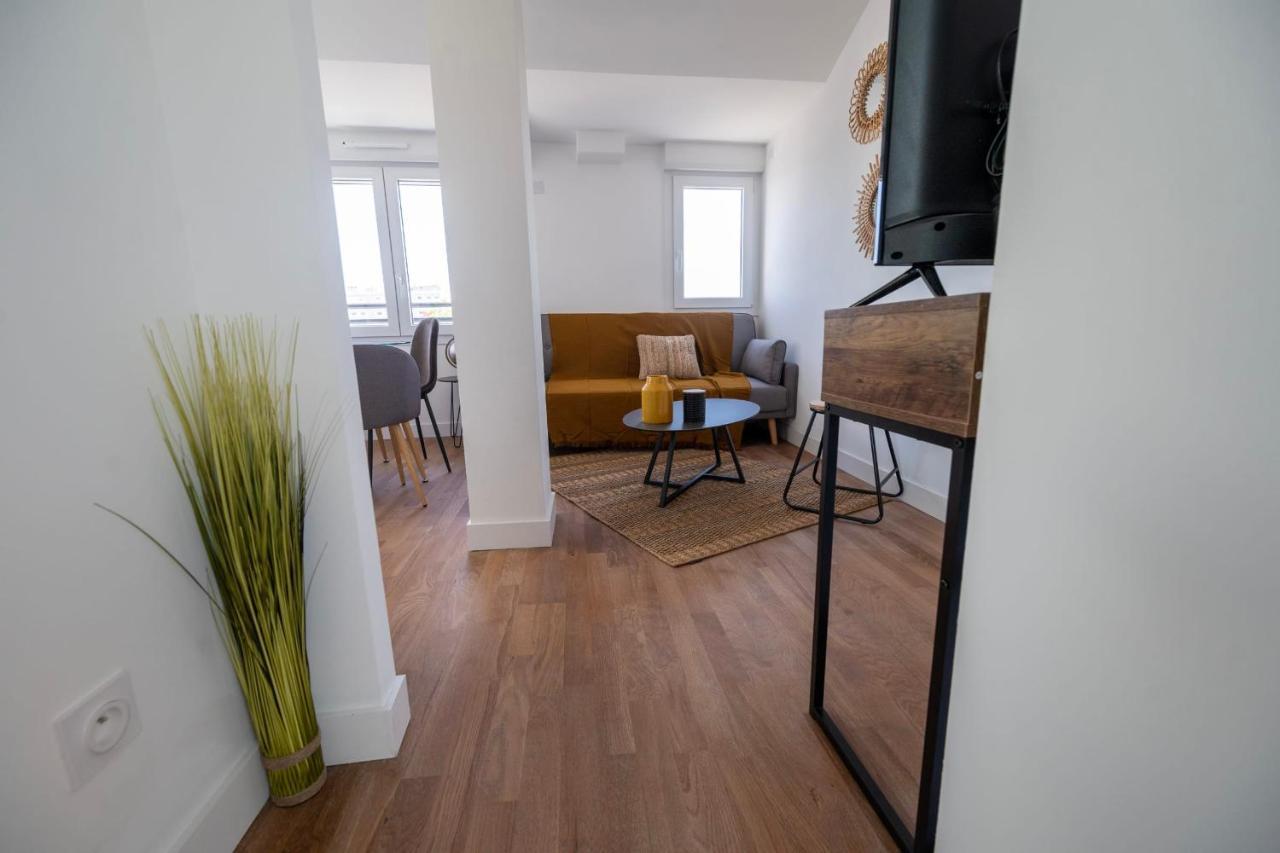 Le Poulorio 12 - T2 - Proche Gare - Dernier Etage By Locly Apartment Lorient Luaran gambar