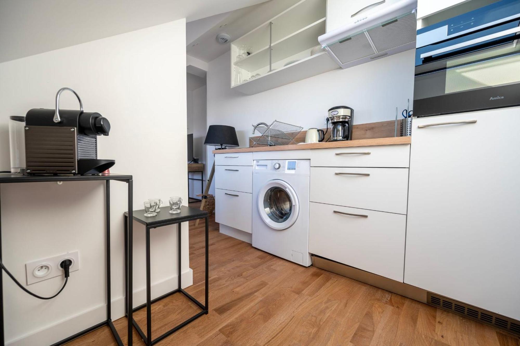 Le Poulorio 12 - T2 - Proche Gare - Dernier Etage By Locly Apartment Lorient Luaran gambar
